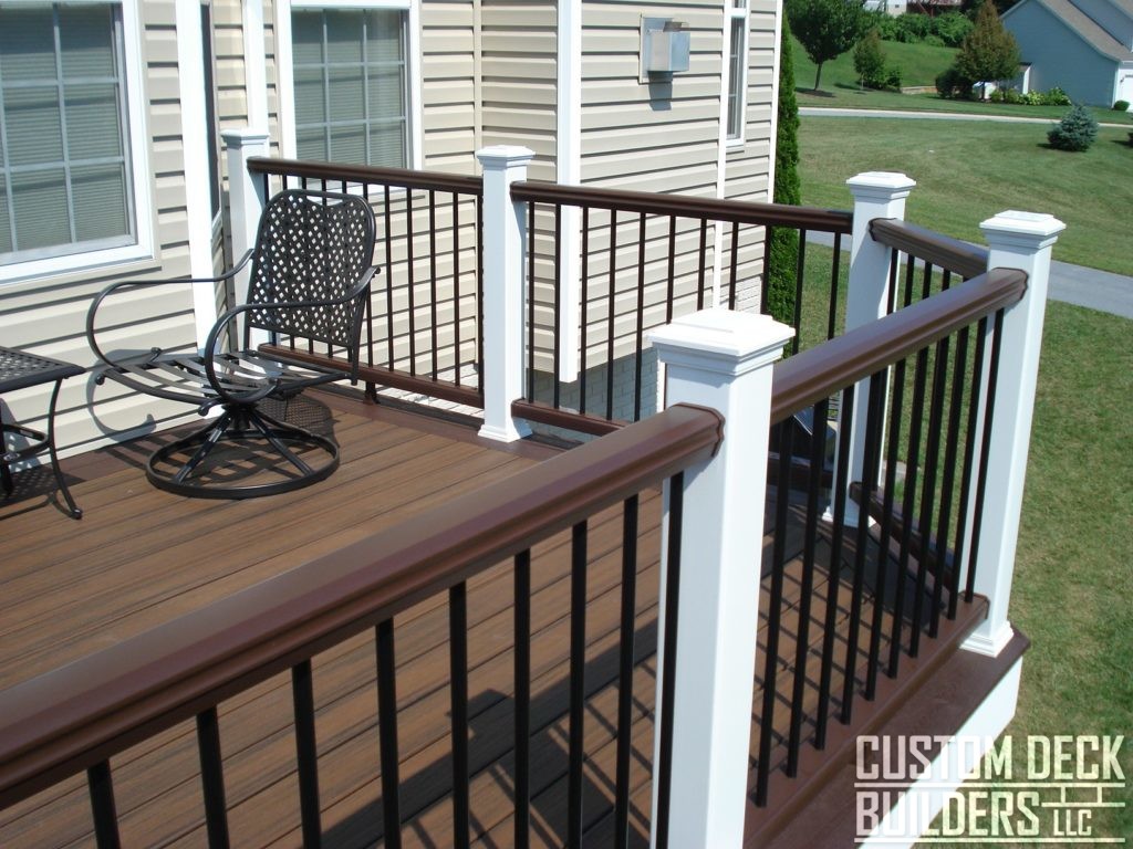 The Benefits of a Curved Deck 1 curved deck